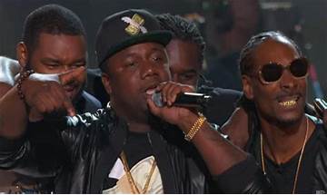 2014 BET Hip Hop Awards - Cypher 4 en Lyrics [BET]