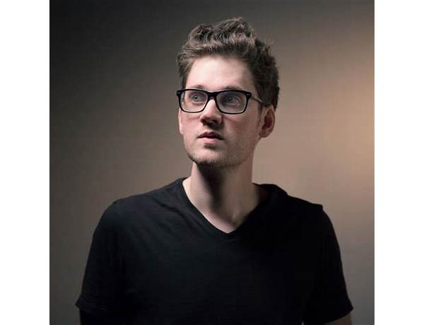 Artist: Alex Goot, musical term