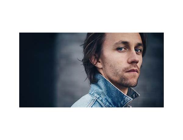 Artist: Sondre Lerche, musical term