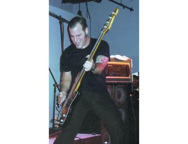 Bassist: Dirk Lemmenes, musical term