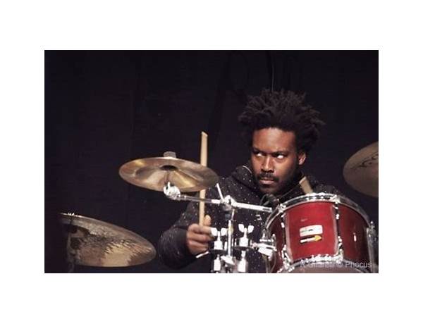 Drums: Guillermo Brown, musical term