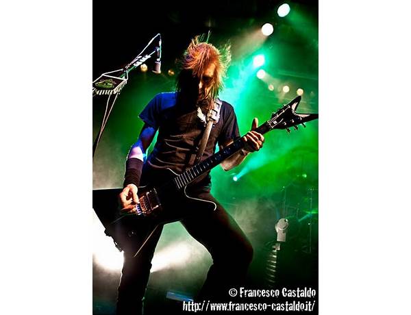 Guitars: Derek Tailer, musical term