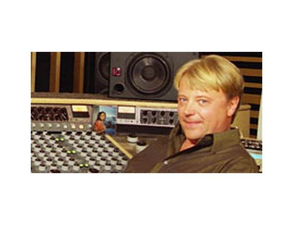 Mastering Engineer: Stephen Marcussen, musical term