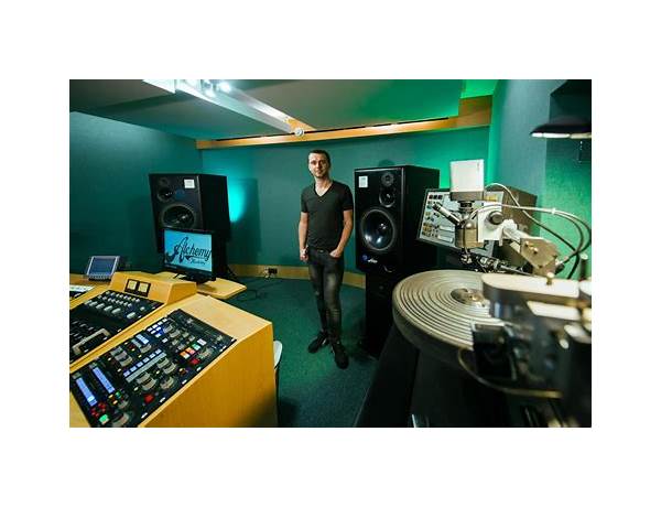 Mastering Engineer: Tom Colton, musical term