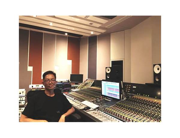 Mixing Engineer: 楊大緯 (Dave Yang), musical term