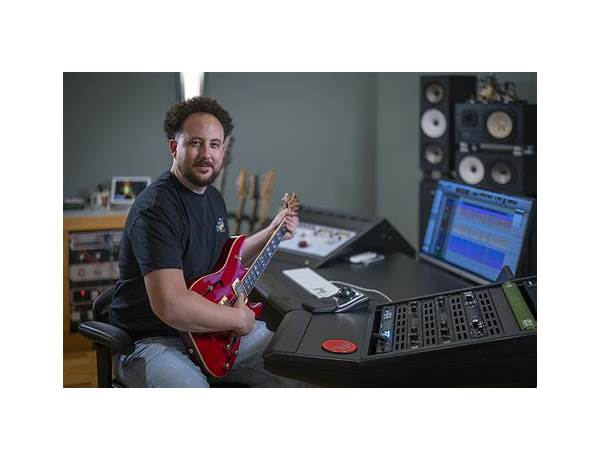 Mixing Engineer: Ari Morris, musical term