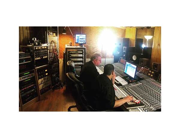 Mixing Engineer: Tommy Uzzo, musical term