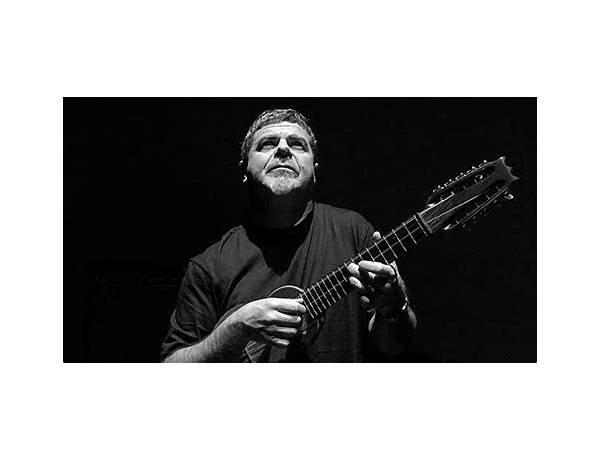 Produced: Gustavo Santaolalla, musical term