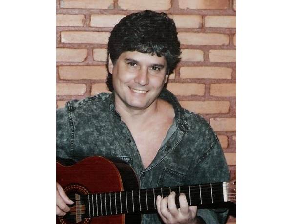 Produced: Paulinho Tapajós, musical term