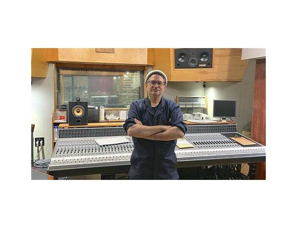 Second Engineer: Steve Jones (Engineer), musical term