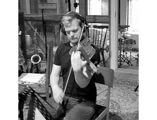 Viola: Tomas Ebrelius, musical term