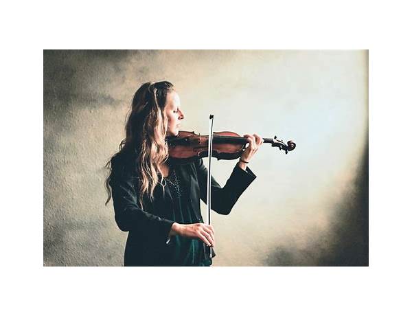 Violin: Amy Wickman, musical term