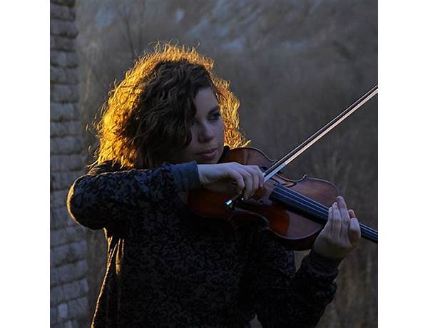 Violin: Mojca Batič, musical term