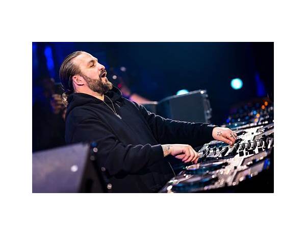 Written: Steve Angello, musical term