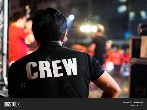 $crew