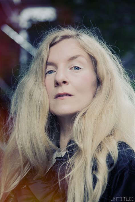 ​ionnalee