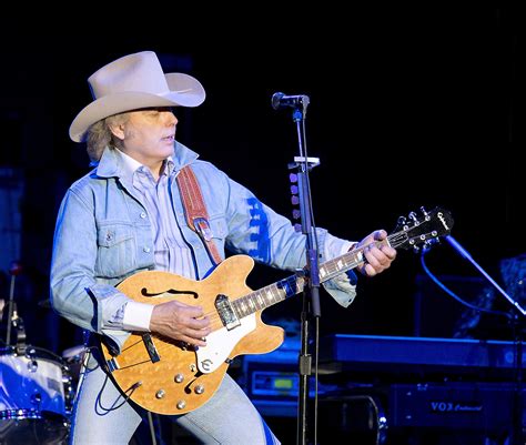 Dwight Yoakam