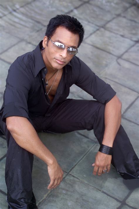 Jon Secada