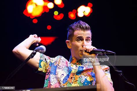 Mike Tompkins