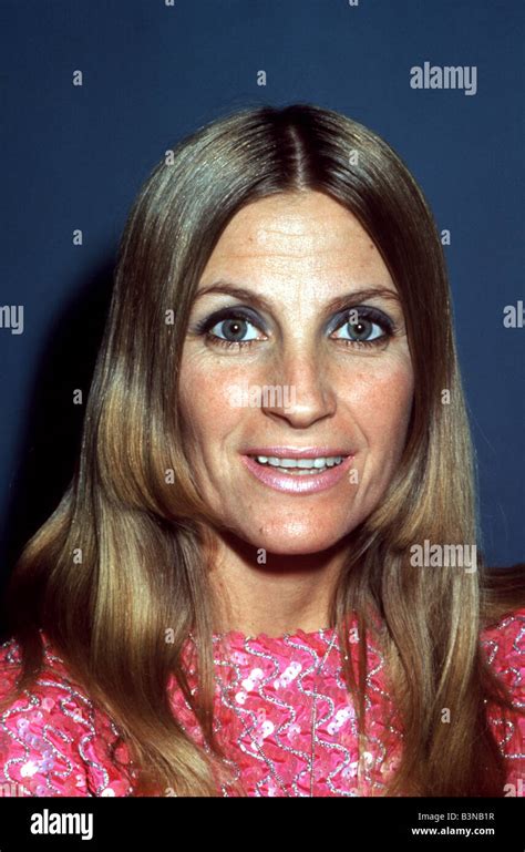 Skeeter Davis