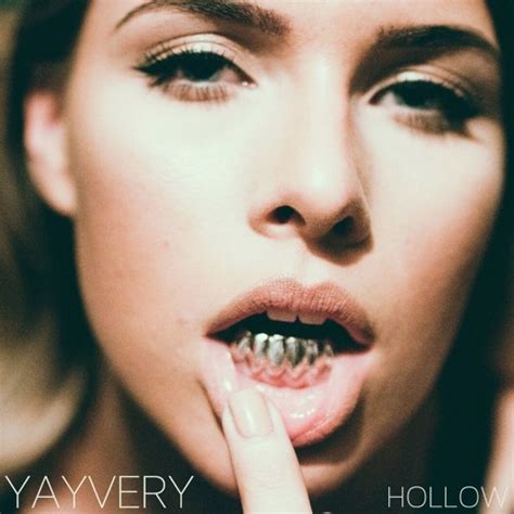 Hollow lyrics [YAYVERY]