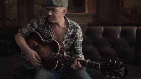 Into the fire lyrics [Foy Vance]