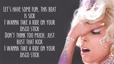 LoveGame lyrics [Lady Gaga]
