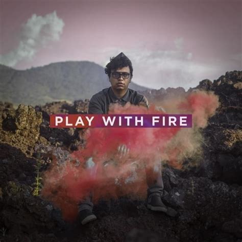 Play With Fire lyrics [Ignacio Méndez]