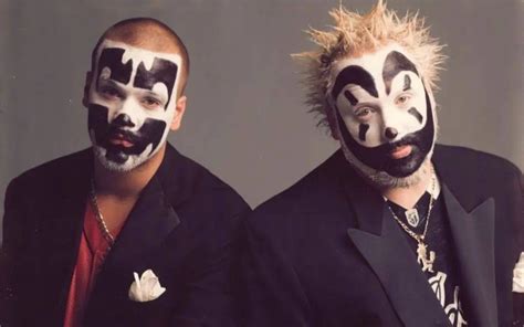 Violent Crimes lyrics [Insane Clown Posse]